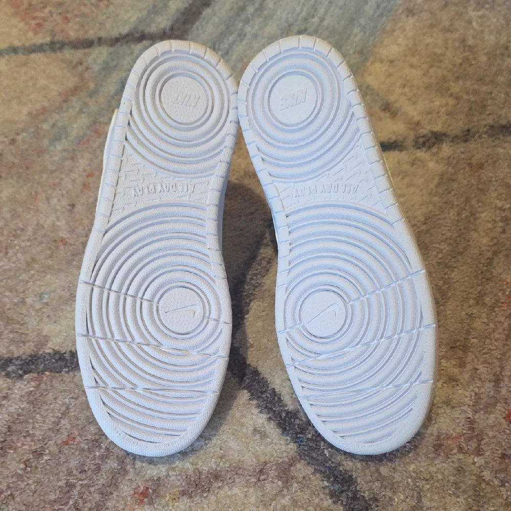 Nike kids size